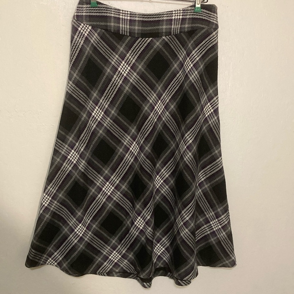 🌈 A-line plaid skirt east 5th size 8